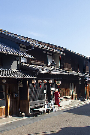 川原町の旧家屋