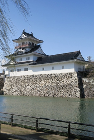 富山市郷土博物館（旧富山城）