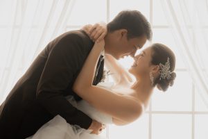 洋装スタジオ　格安前撮り　ロマンチック　東京でのセルフフォトウェディングならプラチナフォトスタジオ