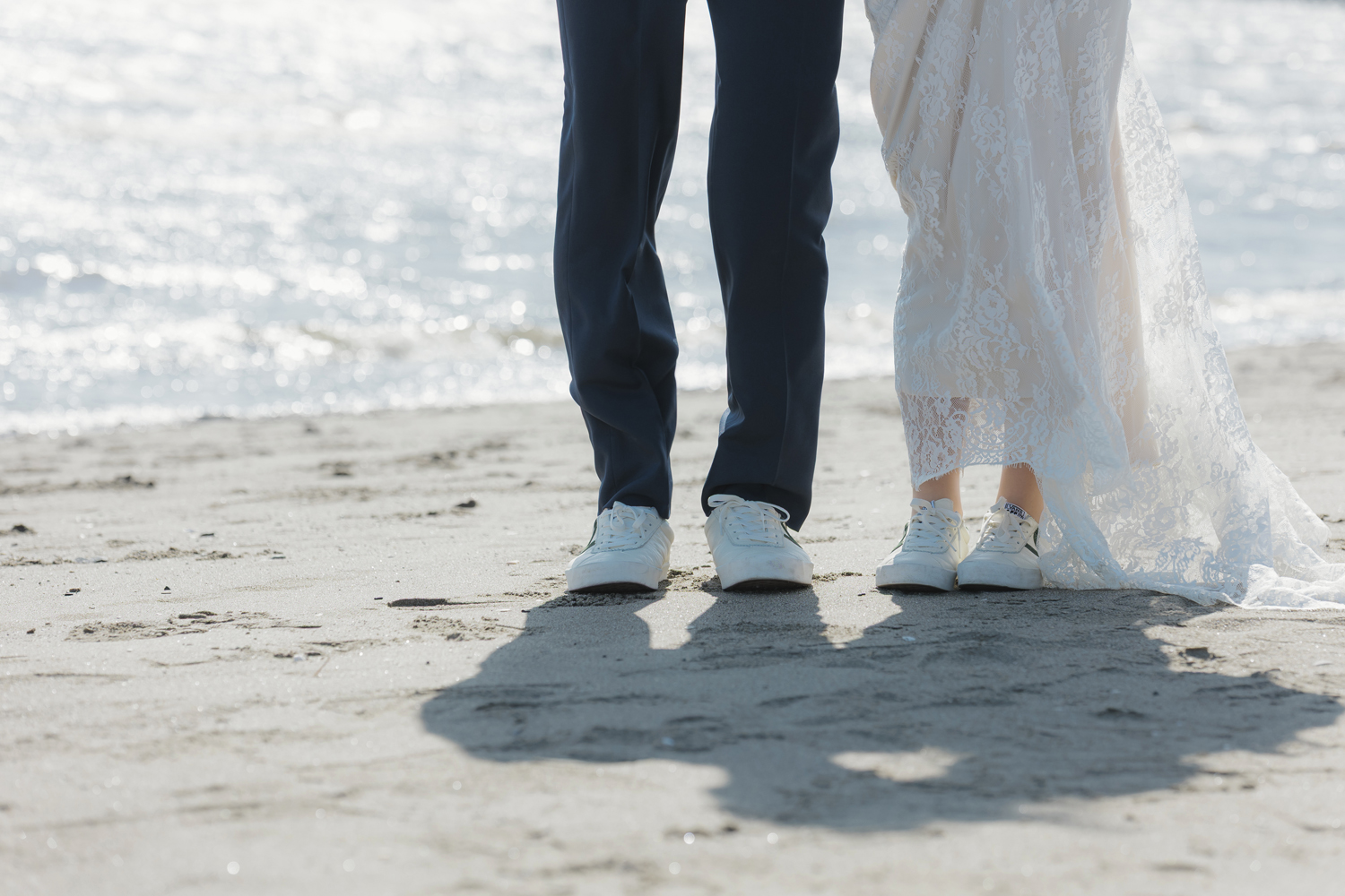 東京前撮り　海ロケーション　ポーズ集　東京での前撮りならフォトウェディングスタイル