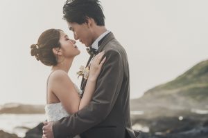 東京前撮り　海ロケーション　ポーズ集　東京での前撮りならフォトウェディングスタイル